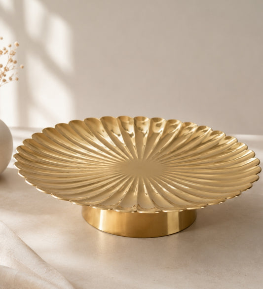 Elegant Gold Cake Stand